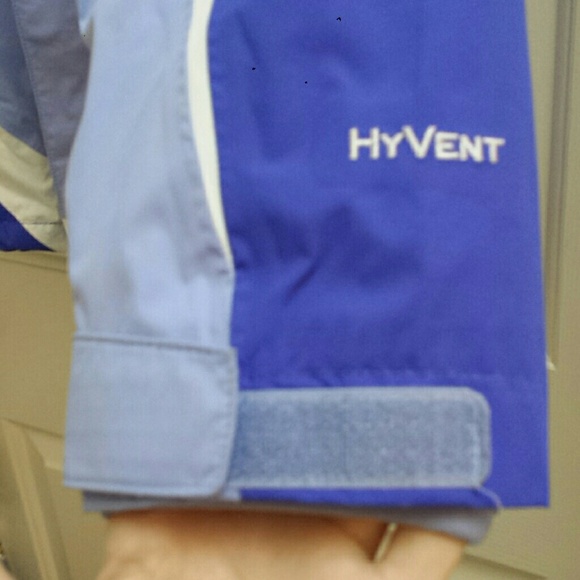 The North Face Girls Hyvent Triclimate 3in1 Jacket - Picture 7 of 8